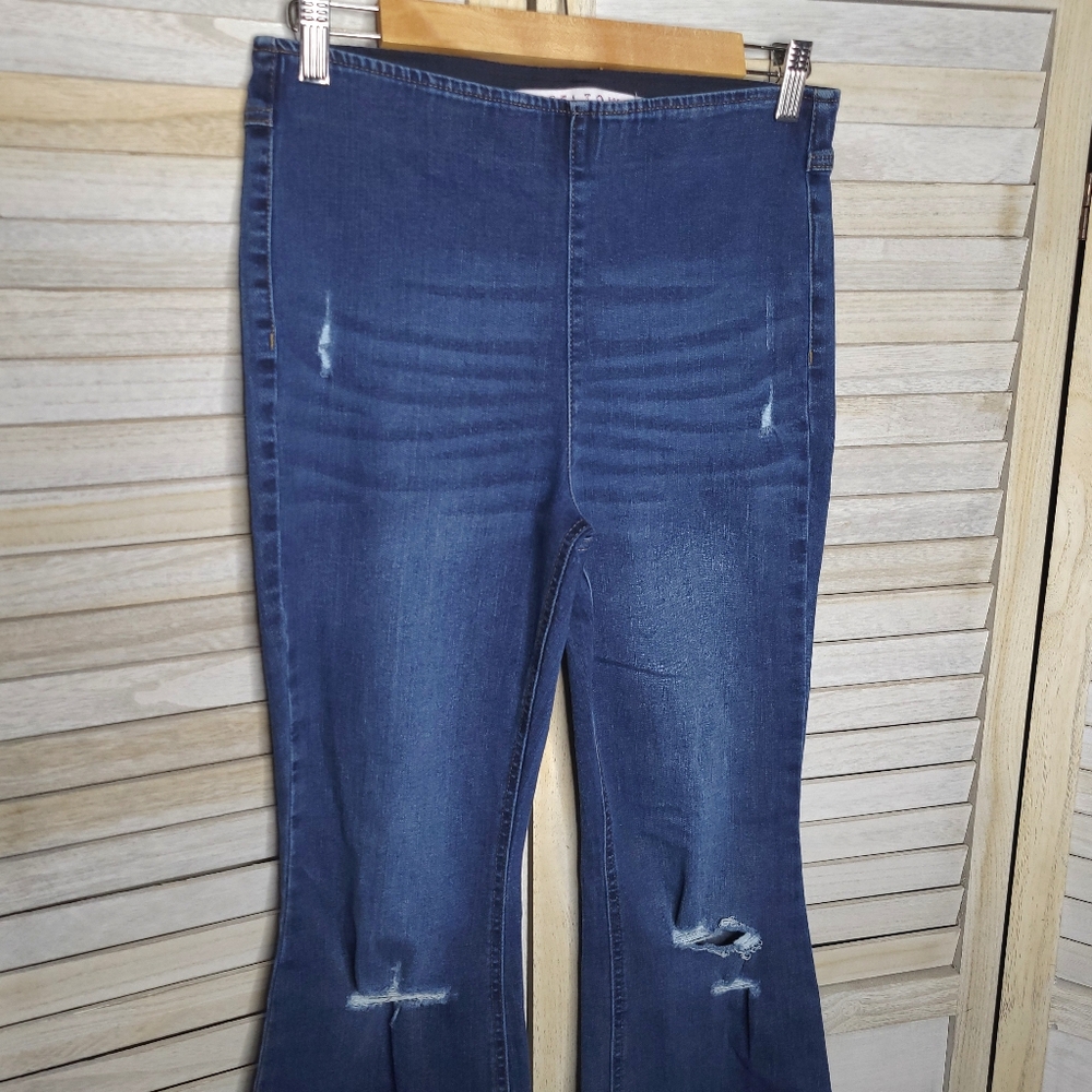 Womens Flare Jeggings Size 9 Regular 28 Waist Pull On Pants Stretchy Blue - Picture 2 of 6